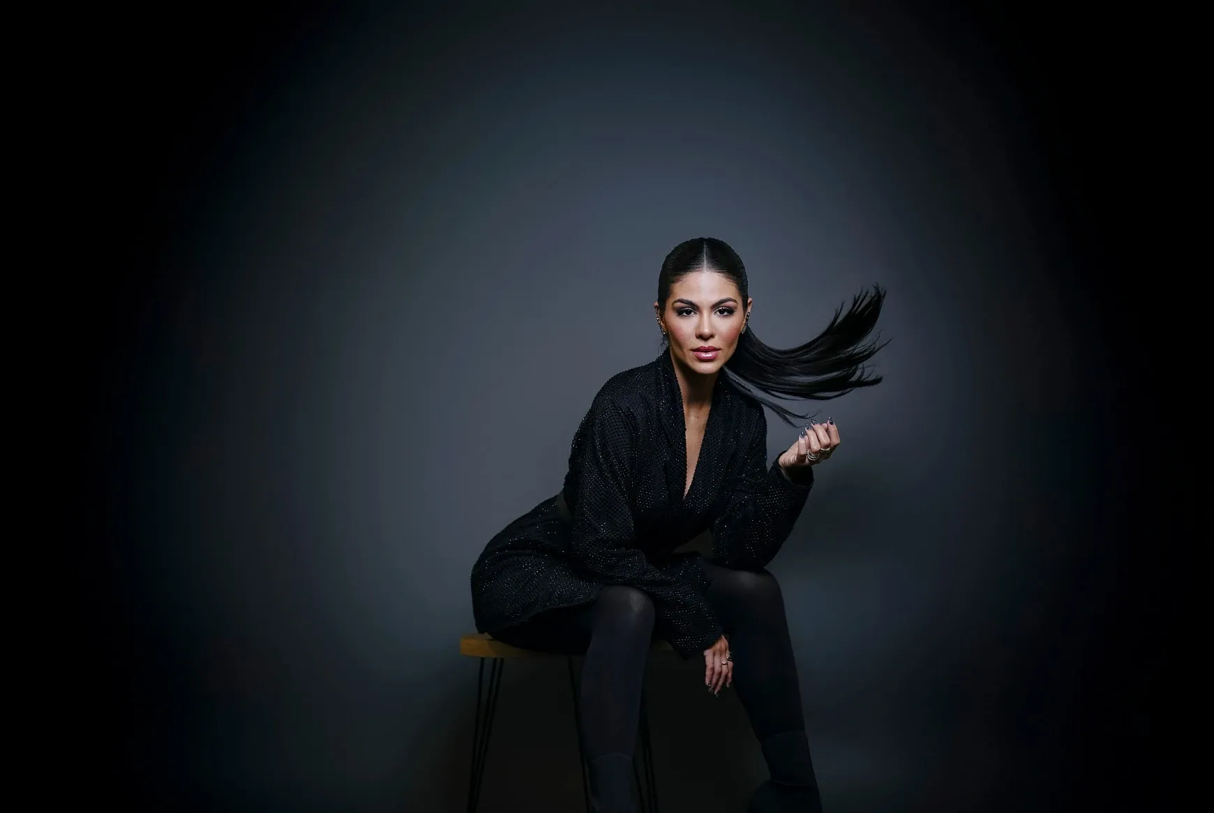 Catarina Leal em retrato profissional por Victor Moura
